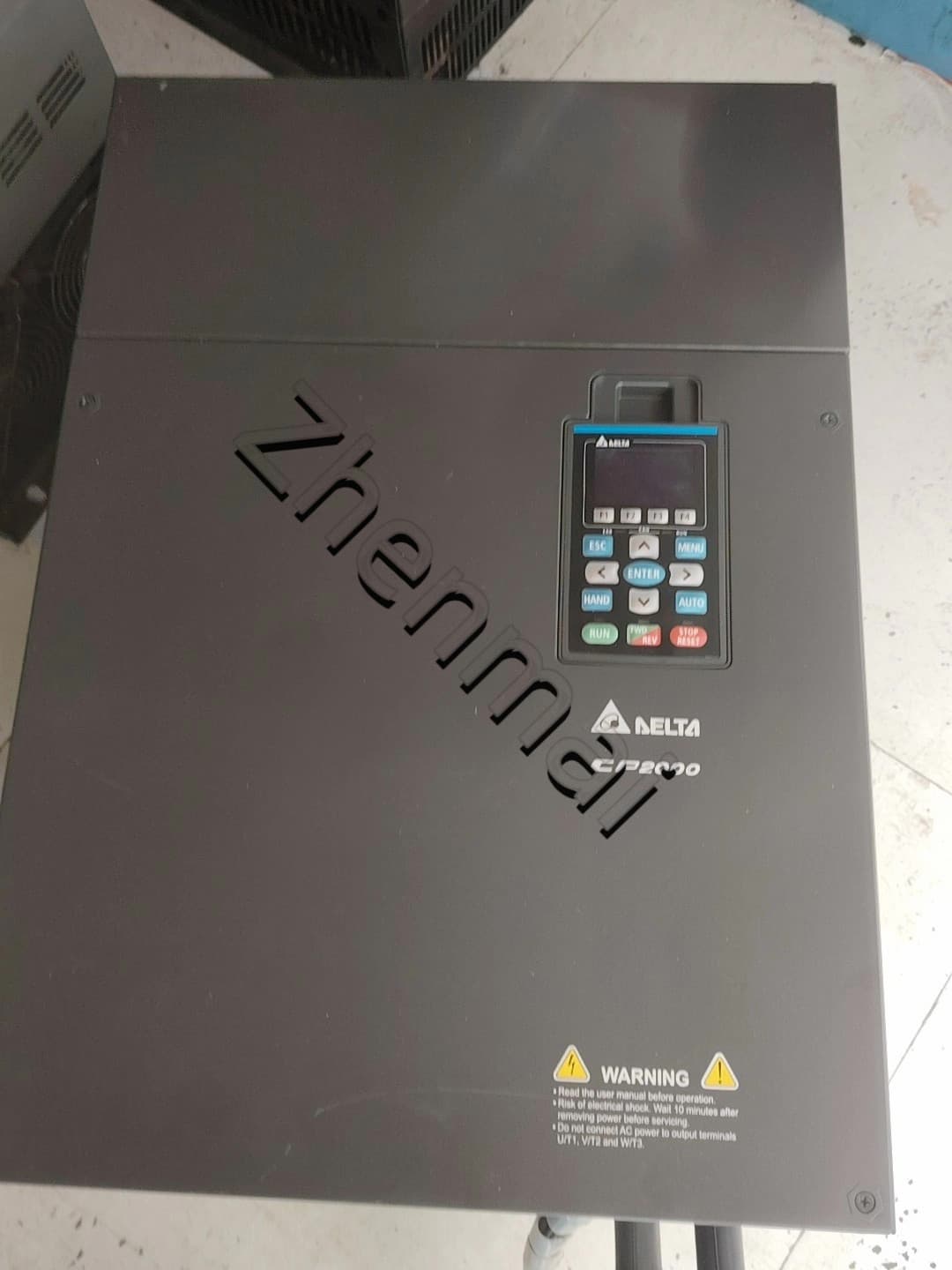 100% العلامة التجارية الجديدة الأصلية والحقيقية دلتا VFD1100CP43A-00 380V110KW محولات التردد محرك سيرفو