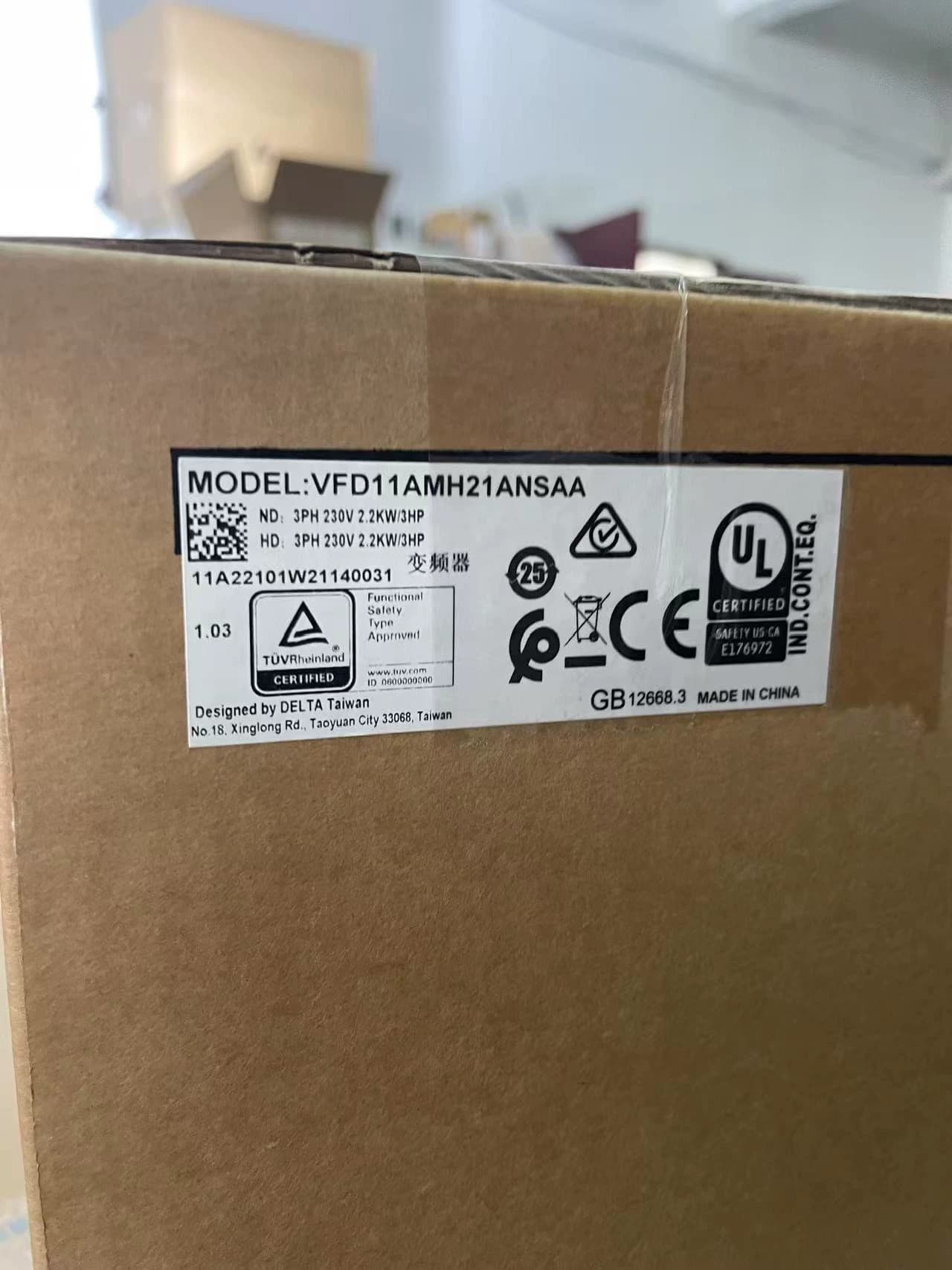 100% العلامة التجارية الجديدة الأصلية والحقيقية دلتا VFD11AMH21ANSAA 2.2KW 220 فولت محولات التردد محرك سيرفو