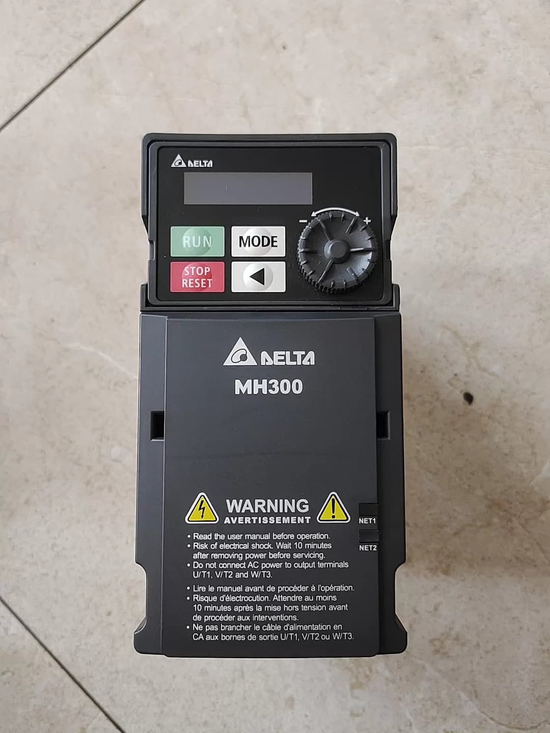 100% العلامة التجارية الجديدة الأصلية والحقيقية دلتا VFD5A0MH21ANSAA 0.75KW 220 فولت محولات التردد محرك سيرفو