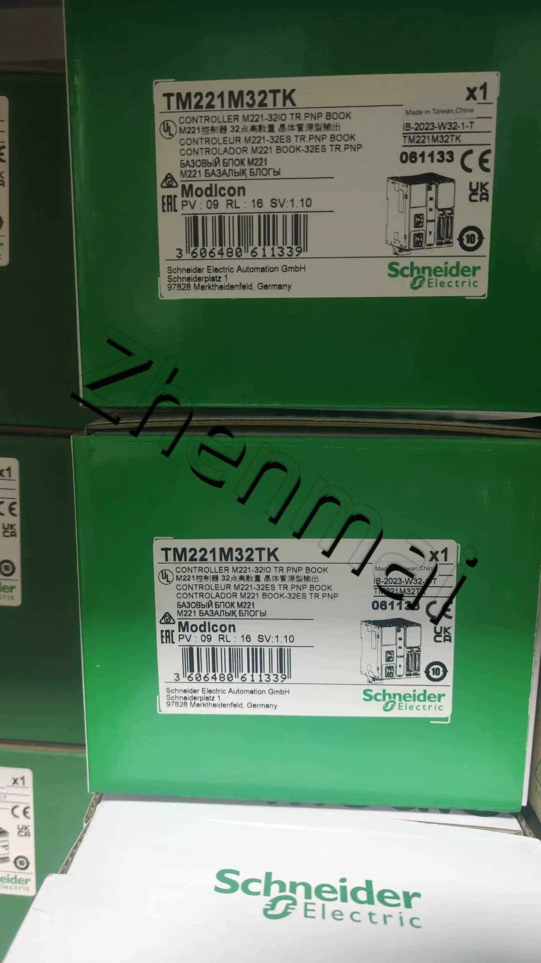 محولات التردد Schneider TM221M32TK الجديدة والأصلية والأصلية بنسبة 100%، وقواطع الدائرة، والموصلات، وأجهزة الحماية