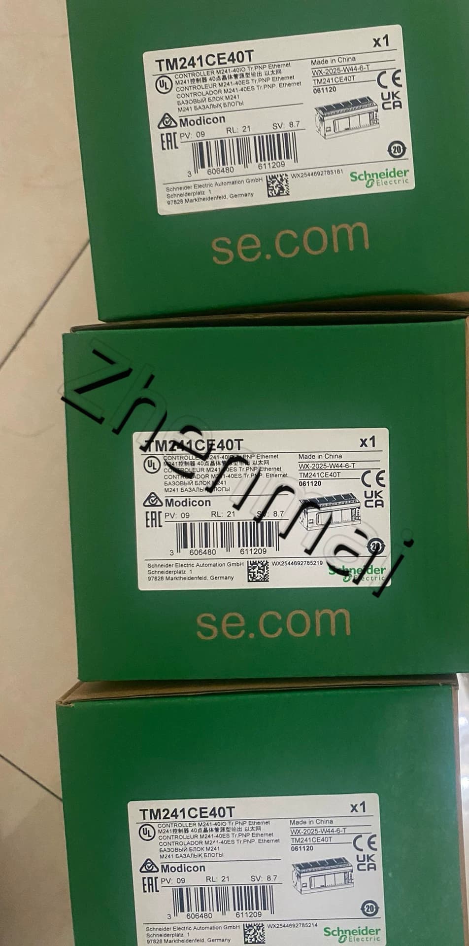 محولات التردد Schneider TM241CE40T الجديدة والأصلية والأصلية بنسبة 100%، وقواطع الدائرة، والموصلات، وأجهزة الحماية