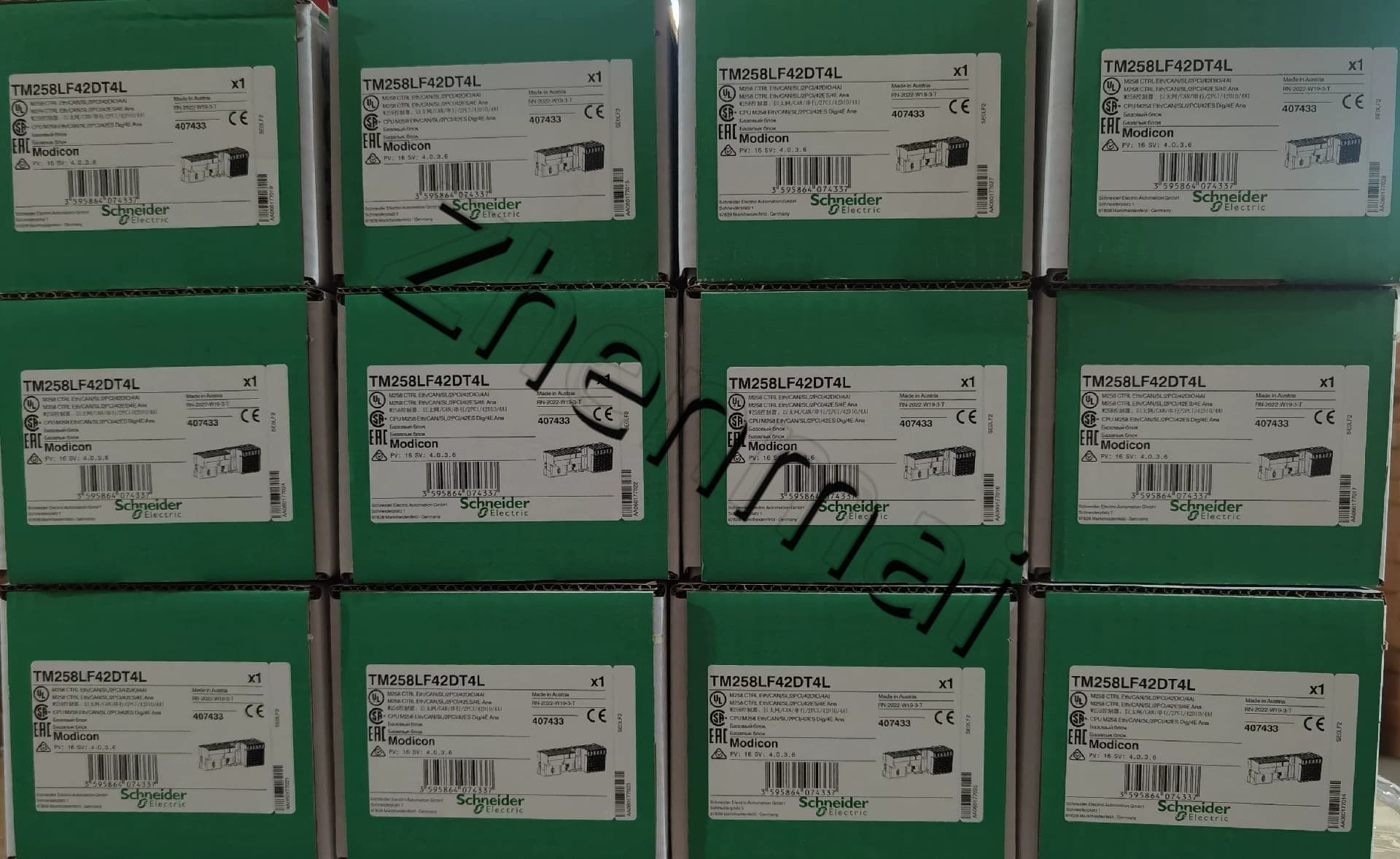محولات التردد Schneider TM258LF42DT4L جديدة ومبتكرة وأصلية بنسبة 100%، وقواطع الدائرة، والموصلات، وأجهزة الحماية