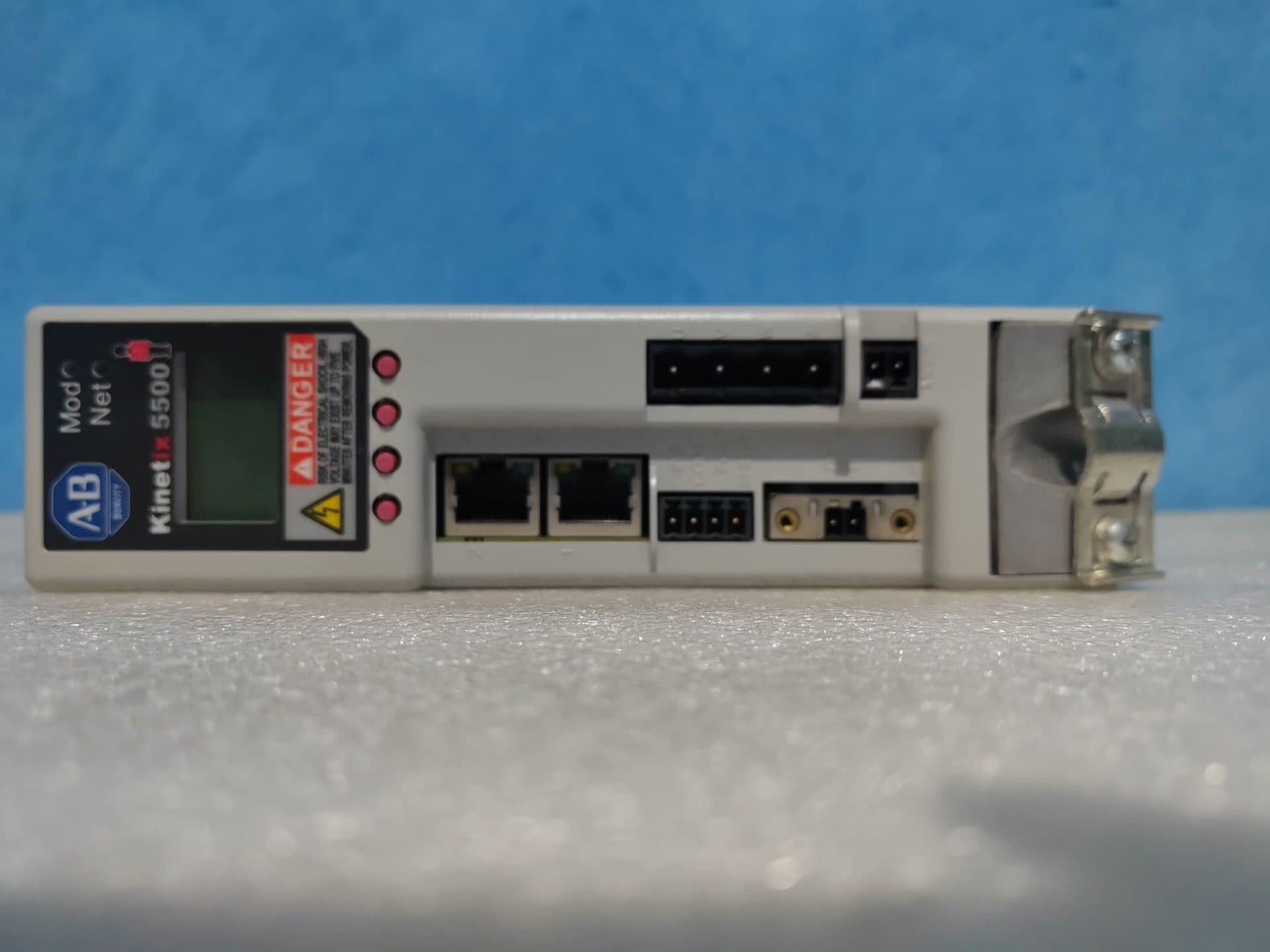 2198-H003-ERS أجهزة Kinetix 5700، جديدة تمامًا وأصلية