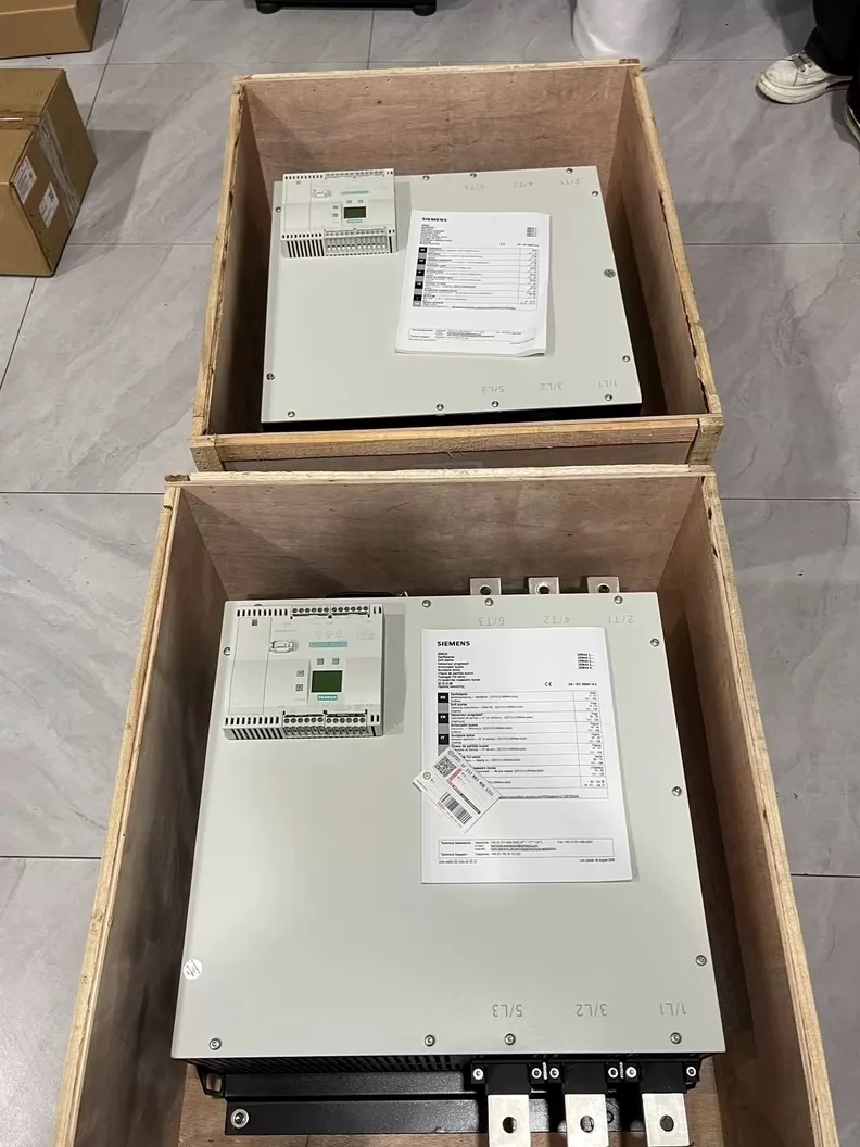 العلامة التجارية الجديدة، الأصلية، مباشرة من المصنع Siemens 3RW4458-2BC45 Soft Starter SIRIUS SOFT STARTER