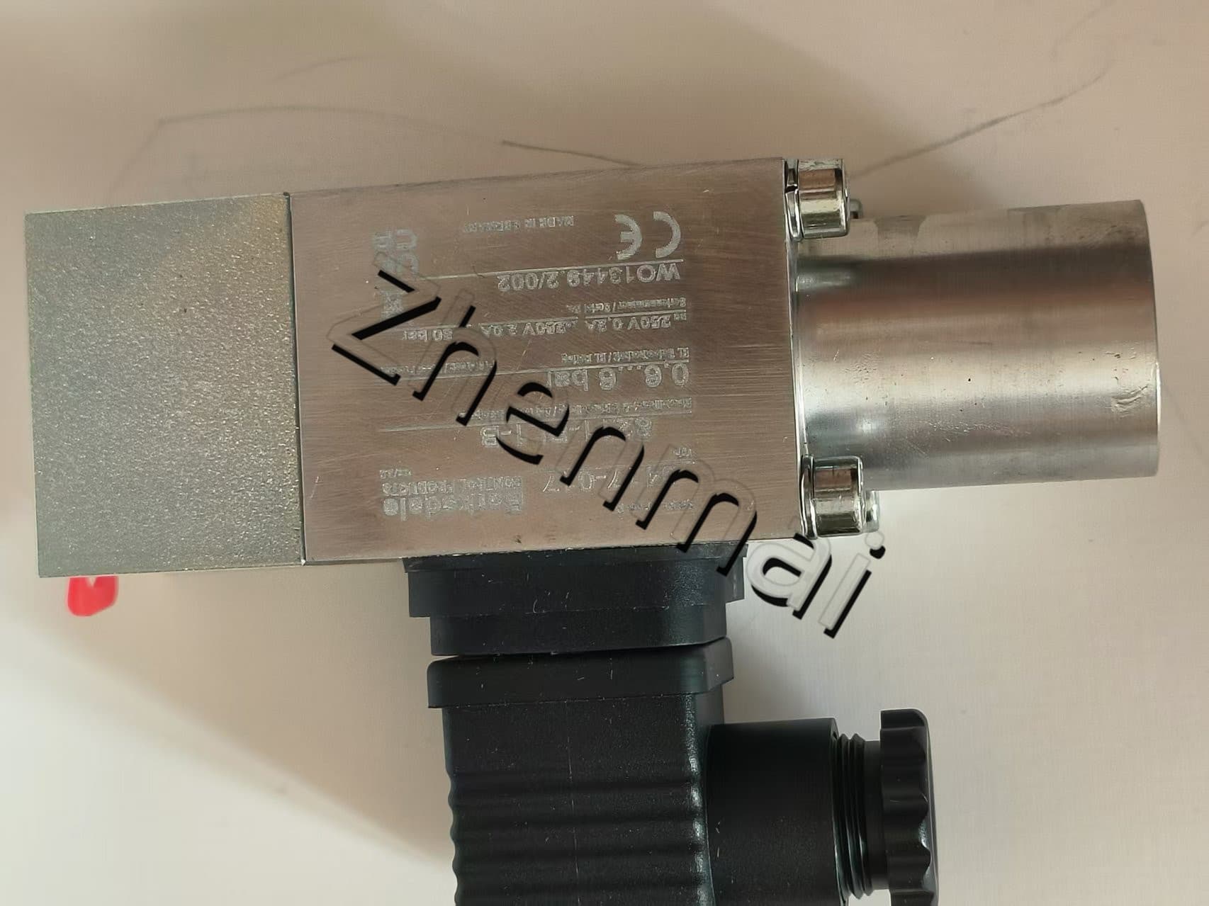 العلامة التجارية الجديدة الأصلي باركسديل 8211-PL1-B 0417-017 استشعار الضغط مستوى التبديل تدفق التبديل مفتاح الضغط الشحن السريع