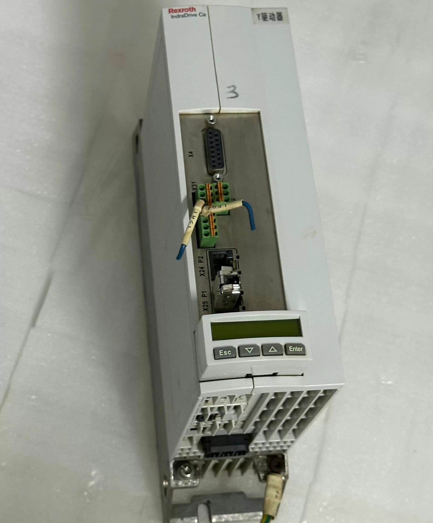 العلامة التجارية الجديدة الأصلي بوش ريكسروث محرك سيرفو HCS01.1E-W0028-A-03-B-ET-EC-NN-NN-NN-NW محرك سيرفو الشحن السريع