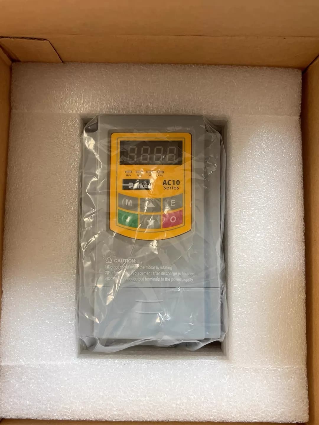 العلامة التجارية الجديدة الأصلي باركر 10G-11-0045-NF محركات مؤازرة محركات التردد المتغير محركات مؤازرة وحدات تحكم الشحن السريع