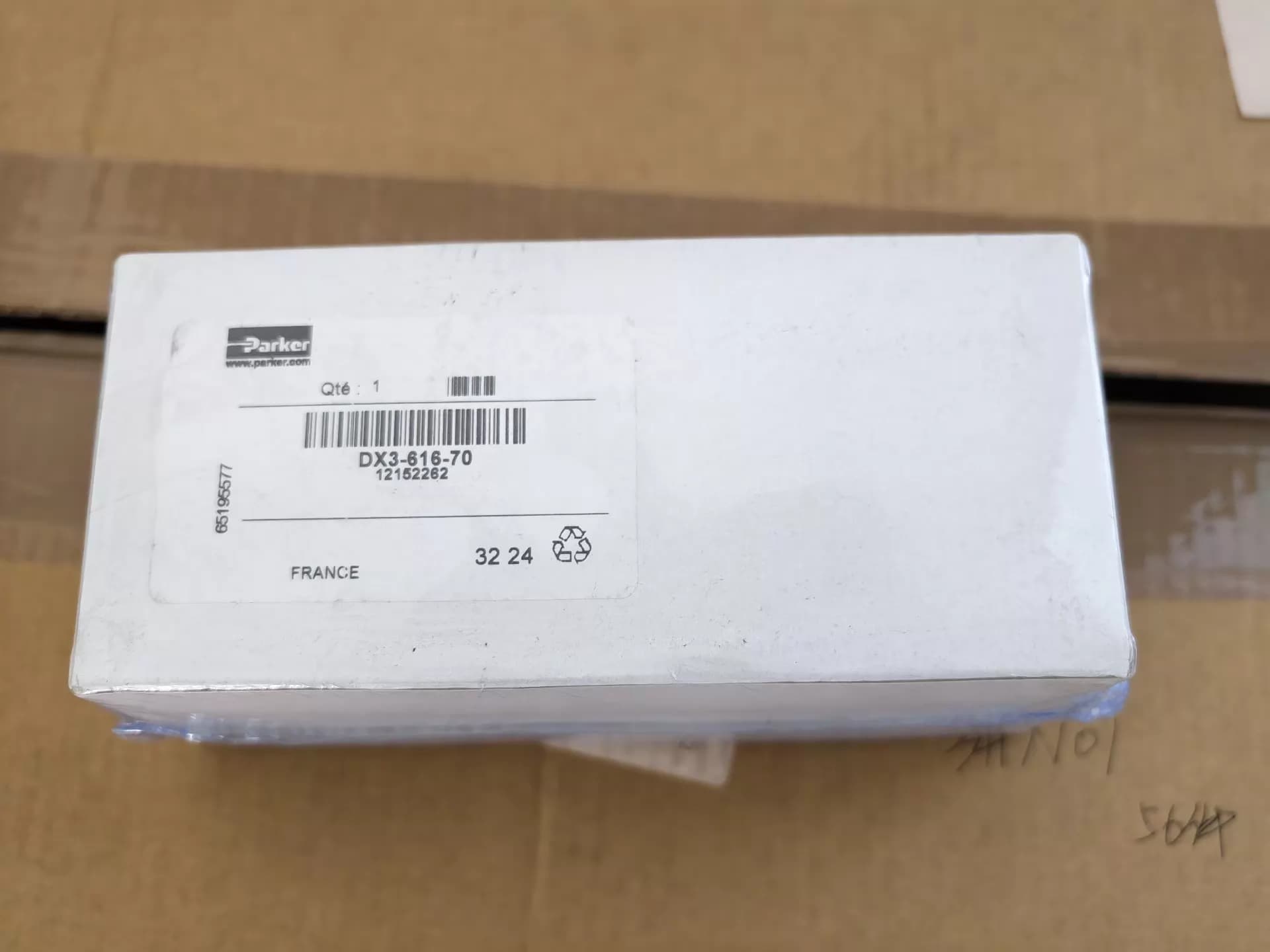 العلامة التجارية الجديدة الأصلي باركر DX3-616-70 محركات مؤازرة محركات التردد المتغير محركات مؤازرة وحدات تحكم الشحن السريع