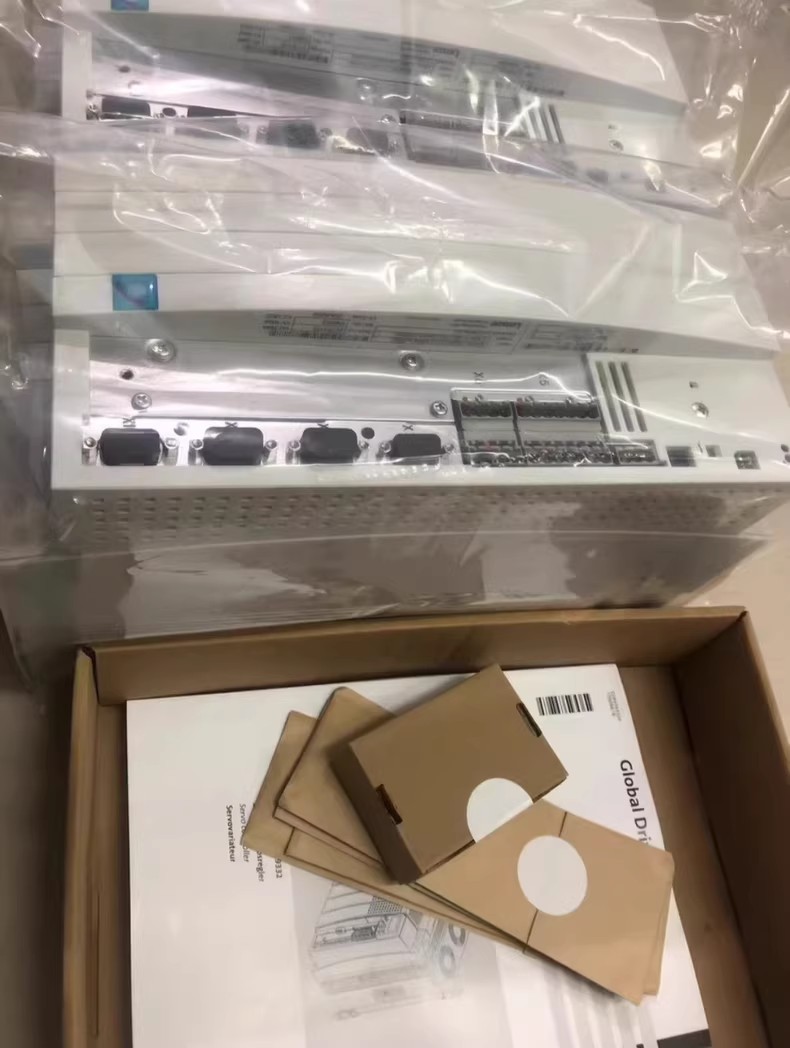 حقيقي جديد Lenze ECSEP008C4B وحدة الإدخال/الإخراج الصناعية FedEx DHL الشحن السريع