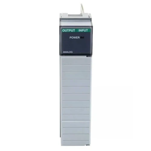 جديد وأصلي 1746-FIO4I Allen-Bradley SLC 500 PLC وحدة الإدخال التناظرية الشحن السريع